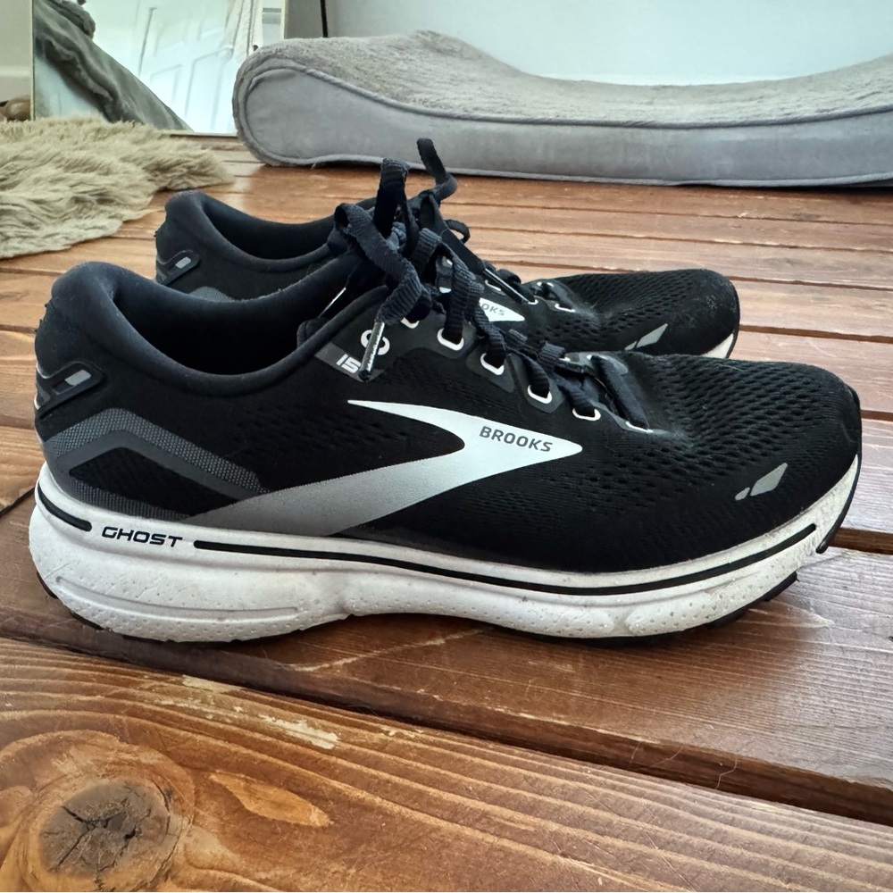 Brooks Ghost Women’s Black and White Athletic Shoes